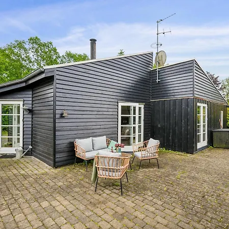 Cozy With Hot Tub Close To Ahl And * Ebeltoft