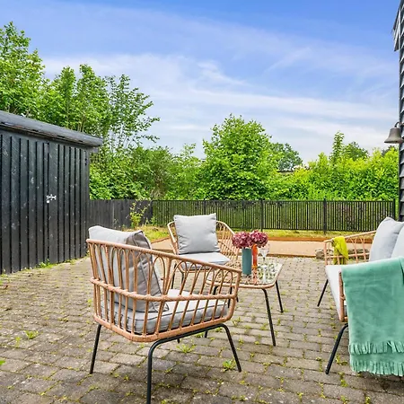 Cozy With Hot Tub Close To Ahl And Prázdninový dům